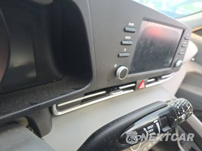 2021 Hyundai Elantra SE - zdjęcie 12 z 23 - miniatura