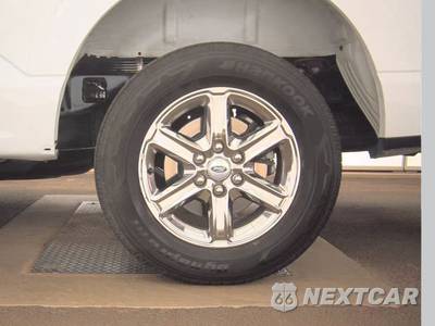 2025 Ford F-150 XLT Crew Cab Short Bed - zdjęcie 12 z 23 - miniatura