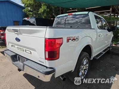 2020 Ford F-150 Lariat Crew Cab Short Bed - zdjęcie 4 z 27 - miniatura