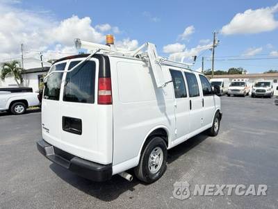 2011 Chevrolet Express 2500 Cargo Van 1WT 135.0" WB - zdjęcie 6 z 20 - miniatura