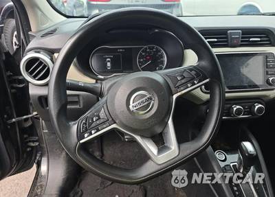2020 Nissan Versa SV - zdjęcie 8 z 16 - miniatura