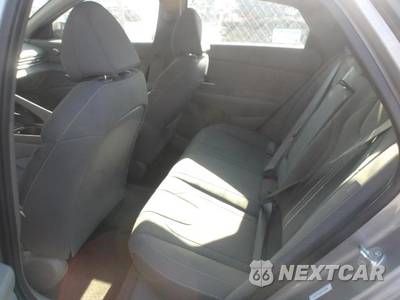 2025 Hyundai Elantra SEL Convenience - zdjęcie 5 z 27 - miniatura