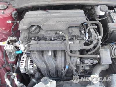 2025 Hyundai Elantra SEL Convenience - zdjęcie 8 z 27 - miniatura