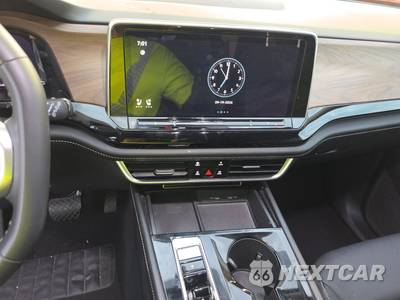 2024 Volkswagen Atlas 2.0T SE w/Technology - zdjęcie 11 z 31 - miniatura