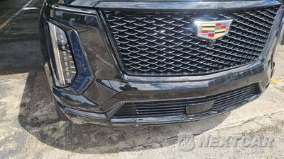 2025 Cadillac Escalade Sport 1SC - zdjęcie 20 z 22 - miniatura