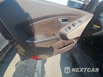 2015 Hyundai Tucson SE - zdjęcie 15 z 55 - miniatura