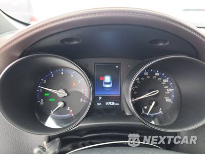 2019 Toyota C-HR Limited - zdjęcie 12 z 37 - miniatura
