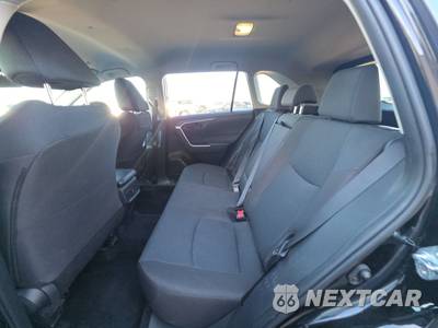 2025 Toyota RAV4 LE - zdjęcie 13 z 36 - miniatura