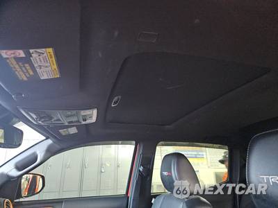 2023 Toyota Tacoma TRD Pro Crew Cab Medium Bed - zdjęcie 19 z 32 - miniatura