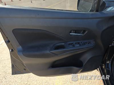 2021 Nissan Versa SV - zdjęcie 9 z 42 - miniatura