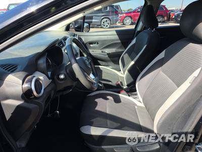 2021 Nissan Versa SV - zdjęcie 7 z 42 - miniatura