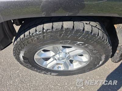 2015 Toyota 4Runner SR5 - zdjęcie 20 z 24 - miniatura