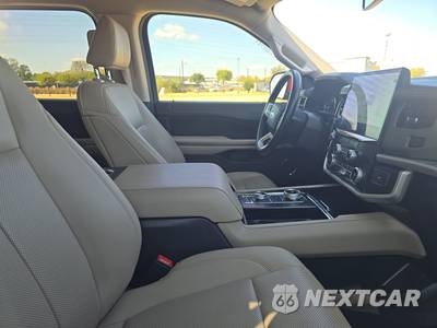 2022 Ford Expedition MAX XLT - zdjęcie 8 z 17 - miniatura