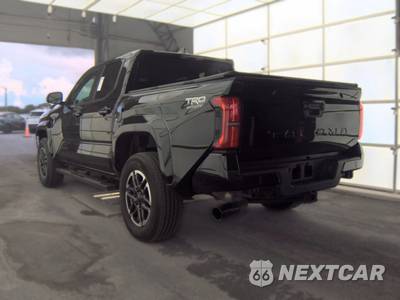 2024 Toyota Tacoma TRD Sport Crew Cab Medium Bed - zdjęcie 8 z 33 - miniatura