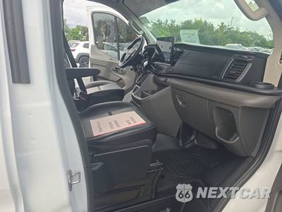 2025 Ford Transit 150 Cargo Van Low Roof 148.0" WB - zdjęcie 8 z 18 - miniatura