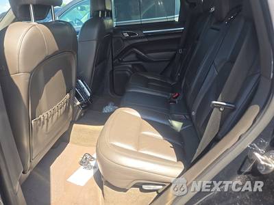 2016 Porsche Cayenne - zdjęcie 13 z 25 - miniatura