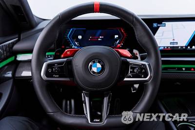 2026 BMW M5 Sedan - zdjęcie 63 z 80 - miniatura