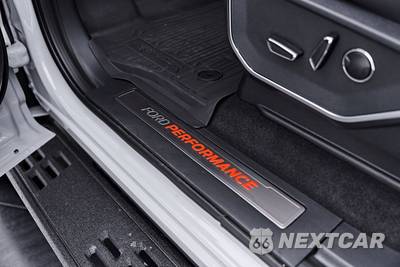 2026 Ford F-150 Raptor Crew Cab Short Bed - zdjęcie 52 z 99 - miniatura