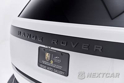 2025 Land Rover Range Rover SE LWB w/7-Passenger Seating - zdjęcie 16 z 88 - miniatura