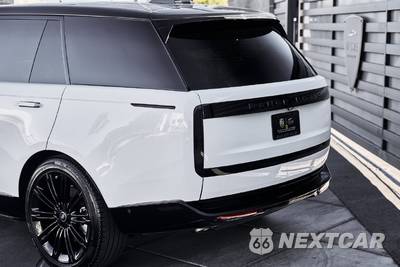 2025 Land Rover Range Rover SE LWB w/7-Passenger Seating - zdjęcie 4 z 88 - miniatura