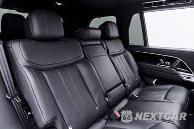 2025 Land Rover Range Rover SE LWB w/7-Passenger Seating - zdjęcie 47 z 88 - miniatura
