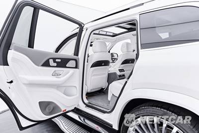 2023 Mercedes-Benz Maybach GLS 600 4MATIC - zdjęcie 43 z 99 - miniatura