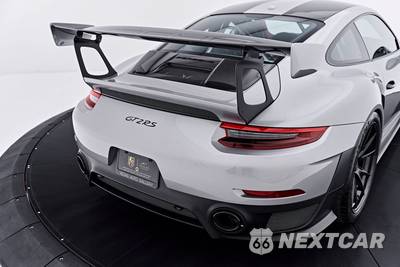 2019 Porsche 911 GT2 RS - zdjęcie 36 z 95 - miniatura