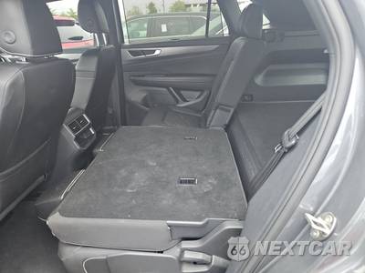 2025 Volkswagen Atlas Cross Sport 2.0T SE w/Technology - zdjęcie 13 z 30 - miniatura