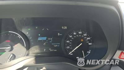 2025 Toyota Sienna LE 8-Passenger 120.5" WB - zdjęcie 46 z 51 - miniatura