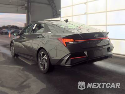 2025 Hyundai Elantra SEL Convenience - zdjęcie 6 z 26 - miniatura