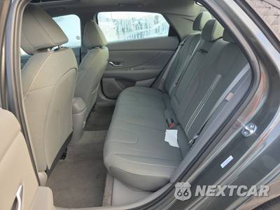 2025 Hyundai Elantra SEL Convenience - zdjęcie 13 z 26 - miniatura