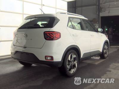 2025 Hyundai Venue SEL - zdjęcie 4 z 19 - miniatura