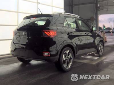 2025 Hyundai Venue SEL - zdjęcie 4 z 27 - miniatura