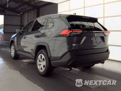 2025 Toyota RAV4 LE - zdjęcie 6 z 31 - miniatura