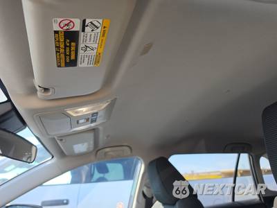 2025 Toyota RAV4 LE - zdjęcie 17 z 31 - miniatura