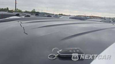 2025 Volkswagen Atlas Cross Sport 2.0T SE w/Technology - zdjęcie 19 z 27 - miniatura