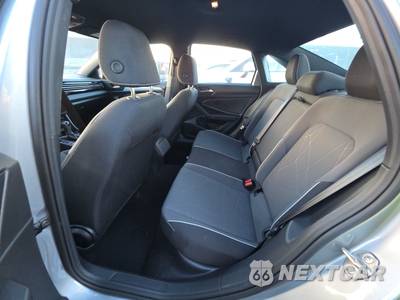 2025 Volkswagen Jetta Sport - zdjęcie 13 z 30 - miniatura