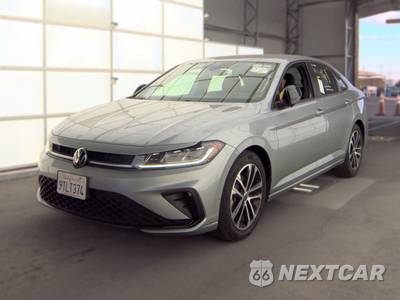 2025 Volkswagen Jetta Sport - zdjęcie 1 z 30 - miniatura
