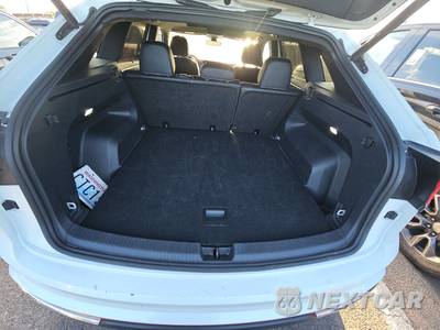 2025 Volkswagen Atlas Cross Sport 2.0T SEL - zdjęcie 16 z 25 - miniatura