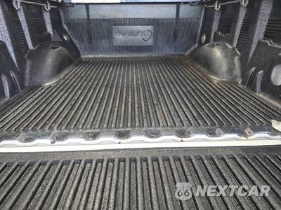 2019 Chevrolet Colorado WT Crew Cab Medium Bed 2WT - zdjęcie 16 z 31 - miniatura