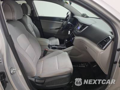 2017 Hyundai Tucson SE - zdjęcie 8 z 47 - miniatura