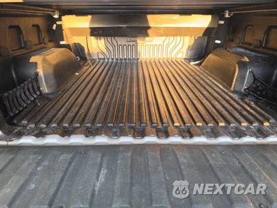 2022 Chevrolet Silverado 1500 LTZ Crew Cab Short Bed 1LZ - zdjęcie 16 z 34 - miniatura