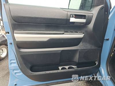 2019 Toyota Tundra SR5 Crew Cab Short Bed - zdjęcie 9 z 22 - miniatura