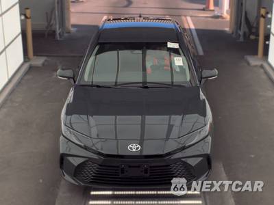 2026 Toyota Camry LE - zdjęcie 2 z 32 - miniatura