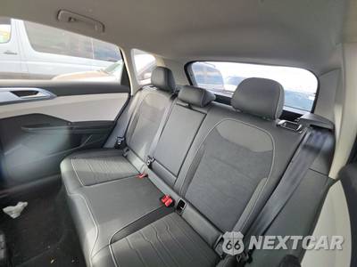 2025 Volkswagen Taos SE - zdjęcie 13 z 28 - miniatura