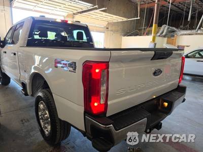 2025 Ford Super Duty F-250 XLT Crew Cab Medium Bed - zdjęcie 6 z 18 - miniatura