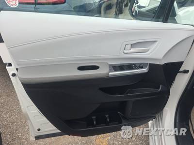 2025 Toyota Sienna LE 8-Passenger 120.5" WB - zdjęcie 9 z 28 - miniatura