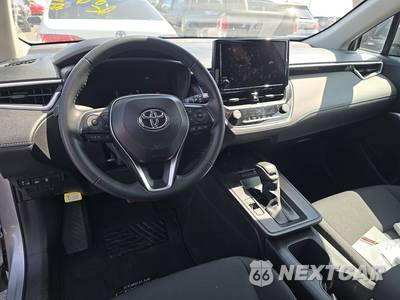 2026 Toyota Corolla Cross LE - zdjęcie 11 z 26 - miniatura