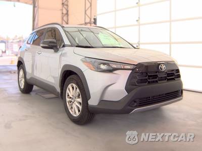2026 Toyota Corolla Cross LE - zdjęcie 3 z 26 - miniatura