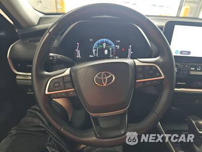 2025 Toyota Grand Highlander XLE - zdjęcie 10 z 32 - miniatura